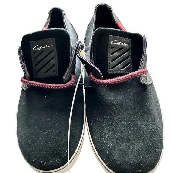 NWOT CIRCA SKATEBOARDING SHOES SIZE 8 (men) SIZE 9.5 (women) main image 5